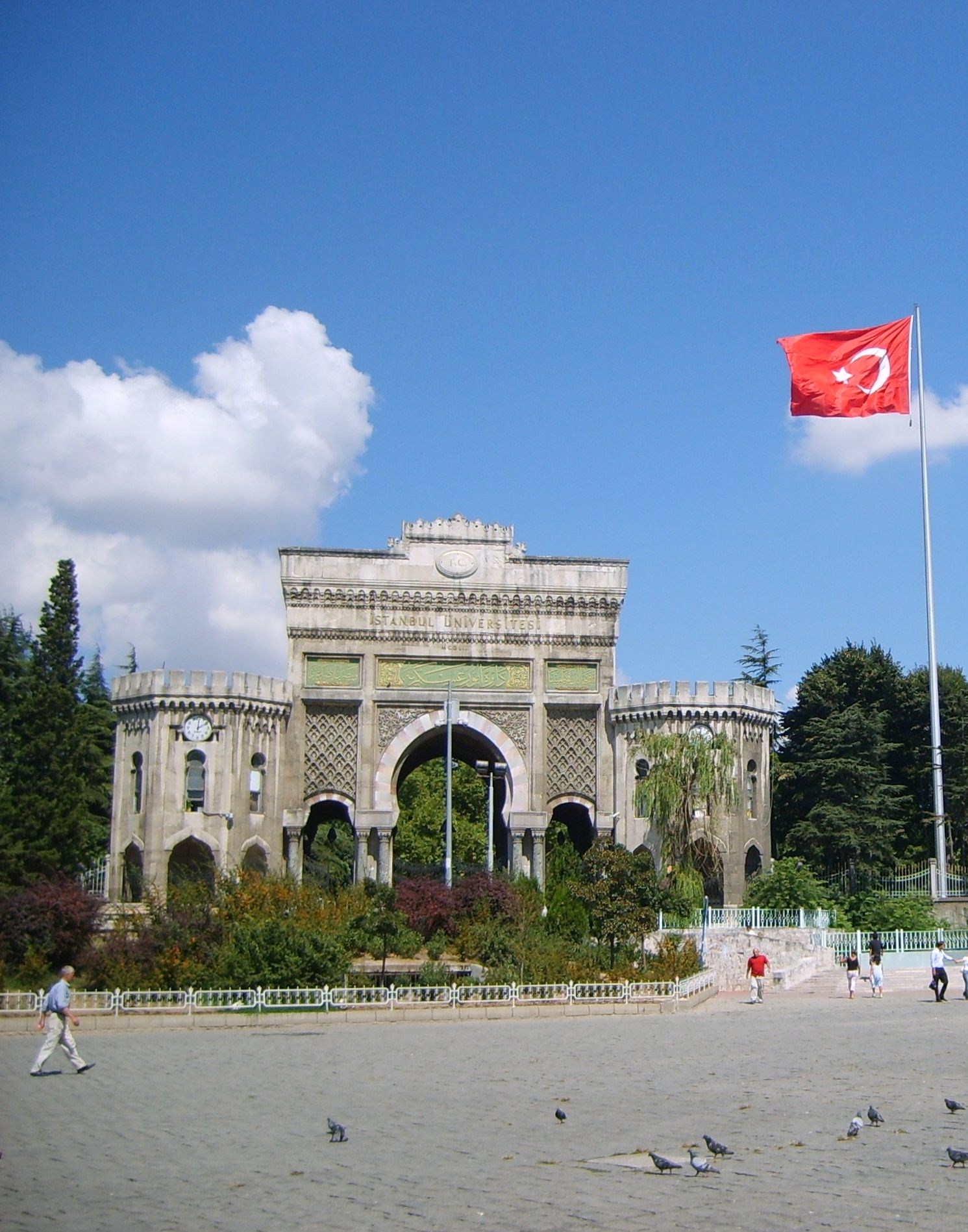 Istanbul University