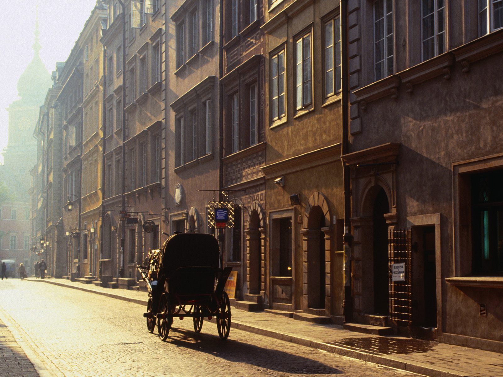 Old Town Warsaw Mazowieckie Poland 1600 x 1200