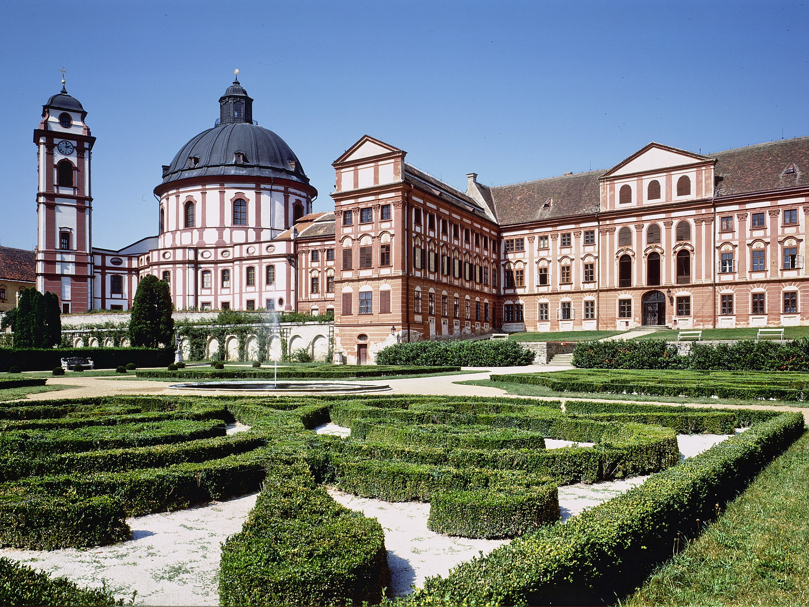 Jaromerice nad Rokytnou Chateau South Moravia