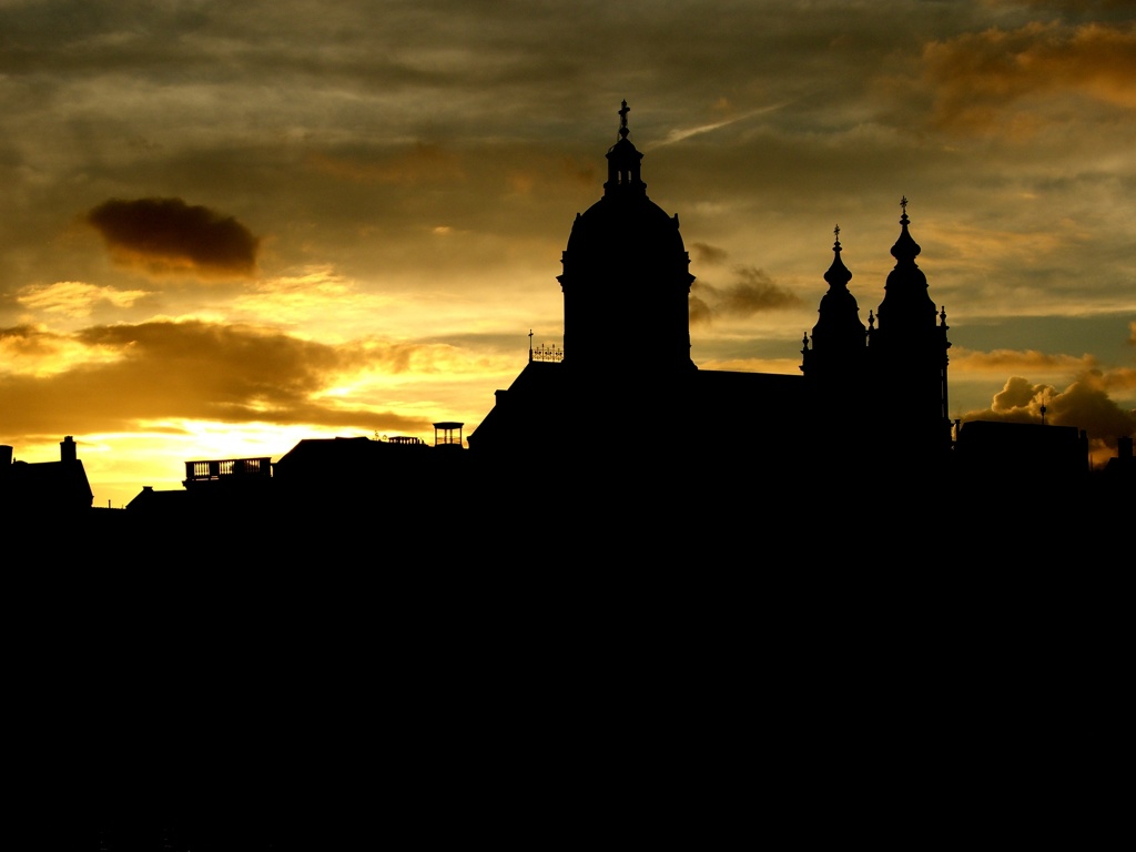 Cathedral Amsterdam The Netherlands 1024 x 768