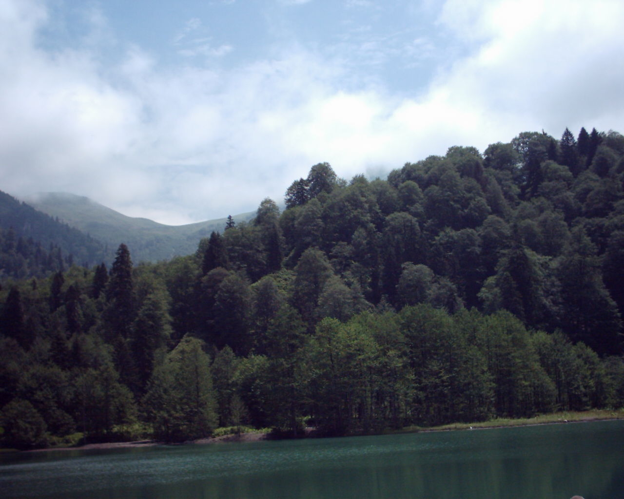 artvin lake 1280 x 1024