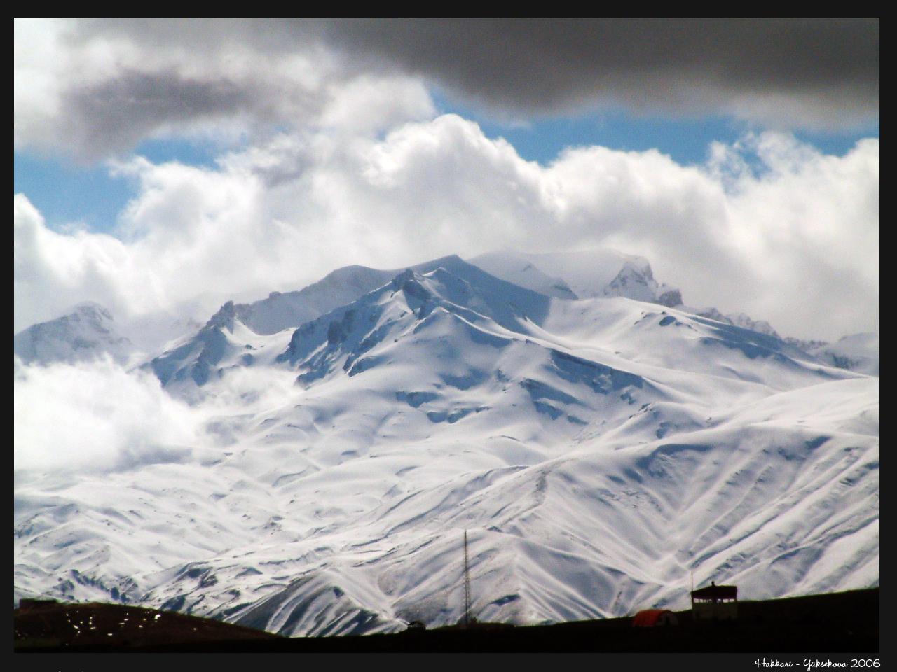 hakkari yuksekova 1280 x 960