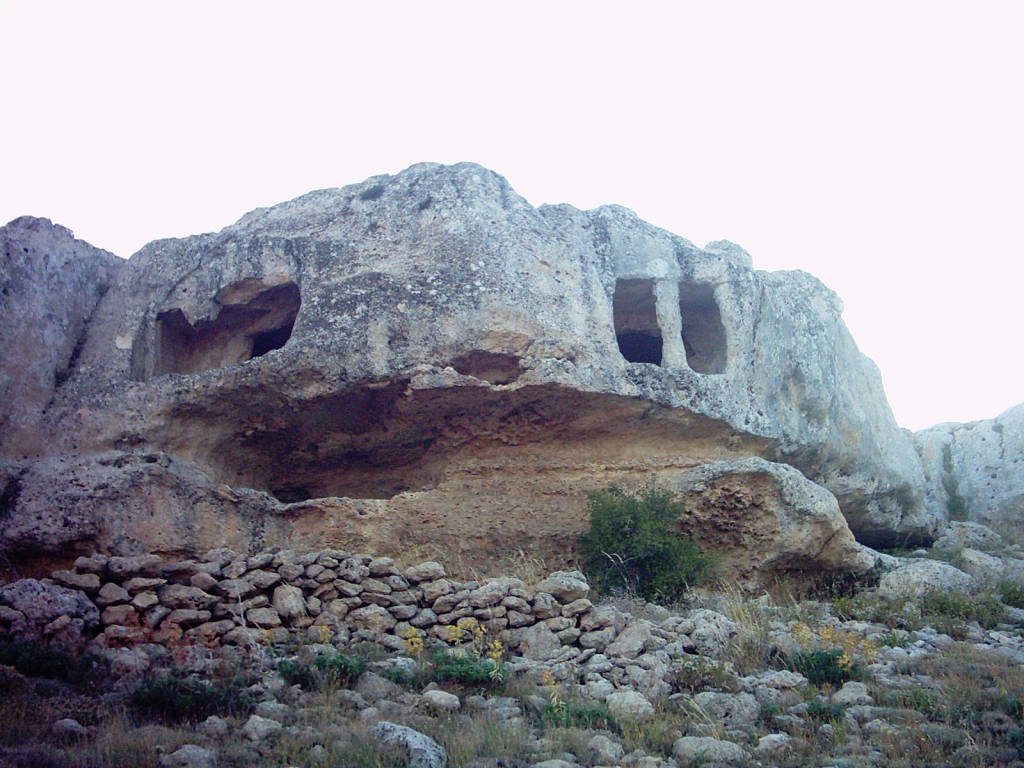 konya caves 1024 x 768