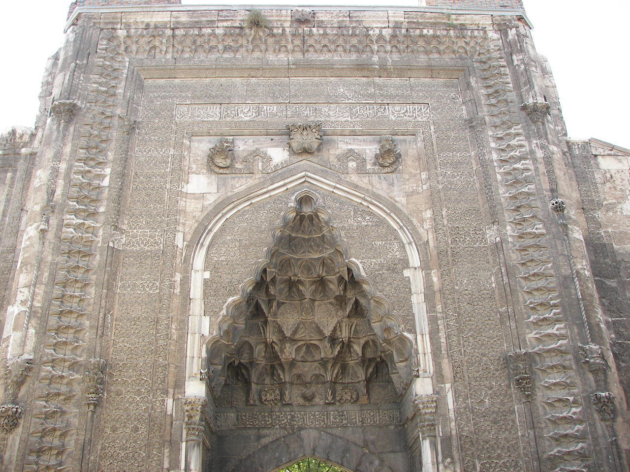 cifte minareli medrese kapi 1280 x 960