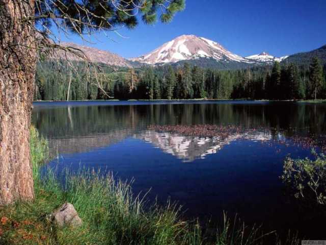 Lassen Peak California 640 x 480