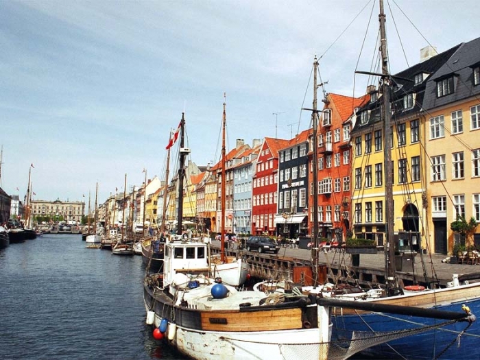 copenhagen photo 700 x 525