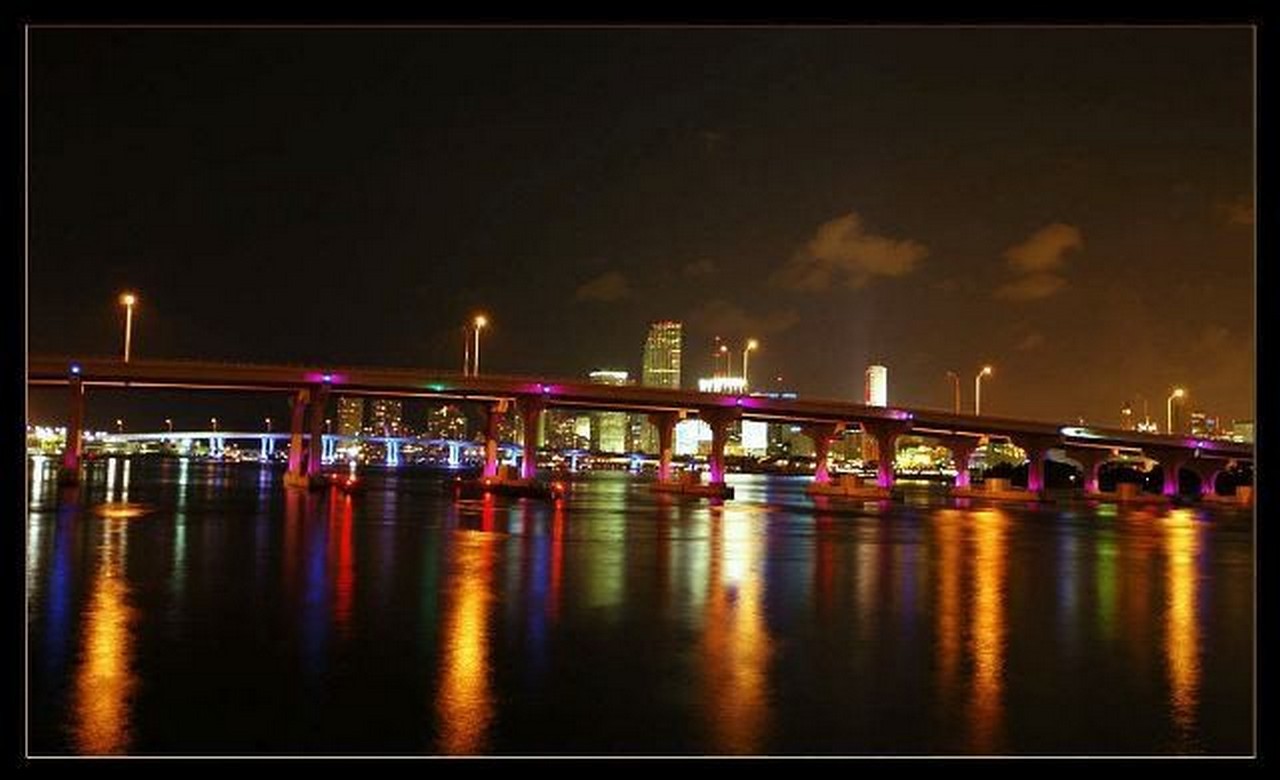 Miami night 1280 x 780