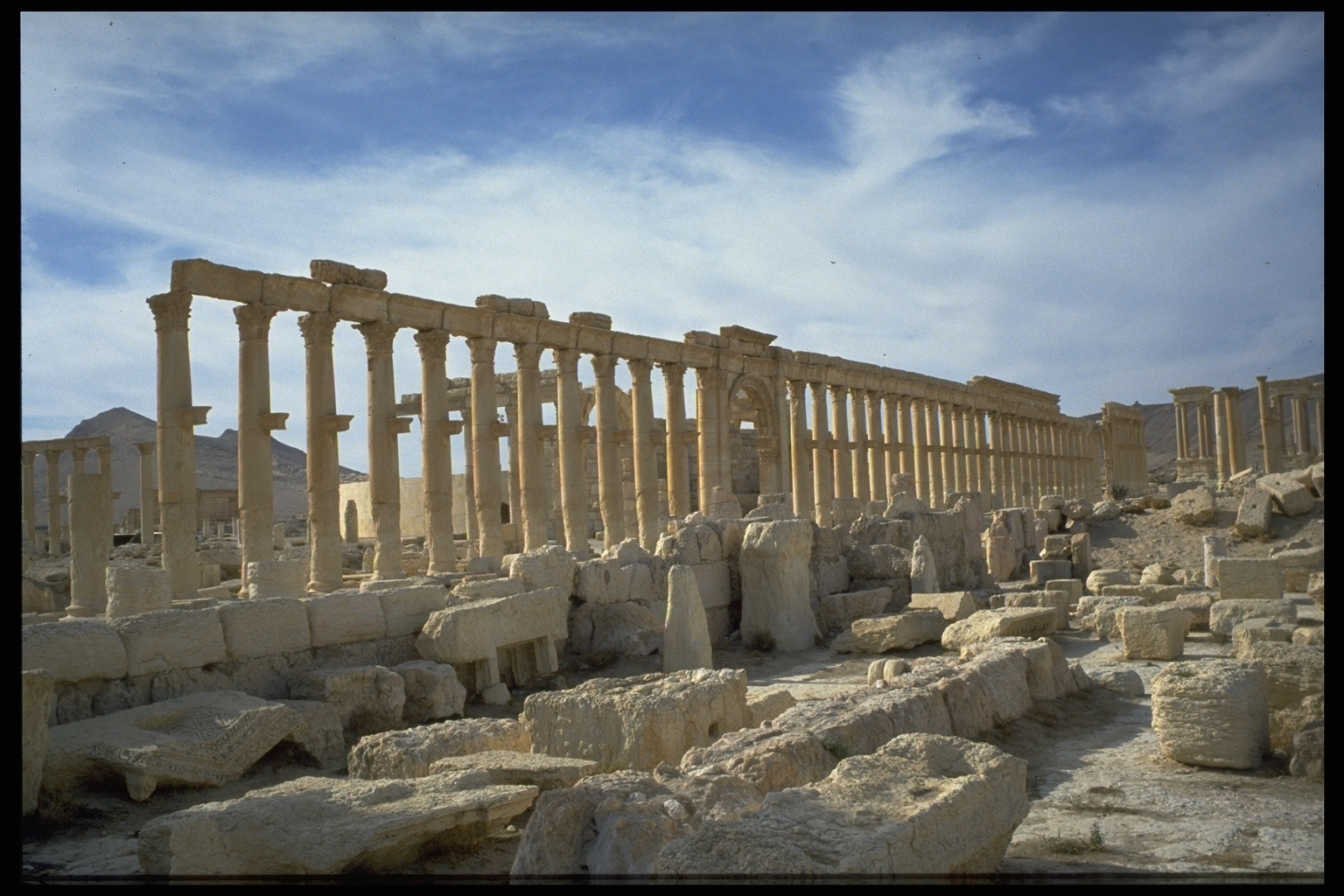 Historic Ruins old 1536 x 1024