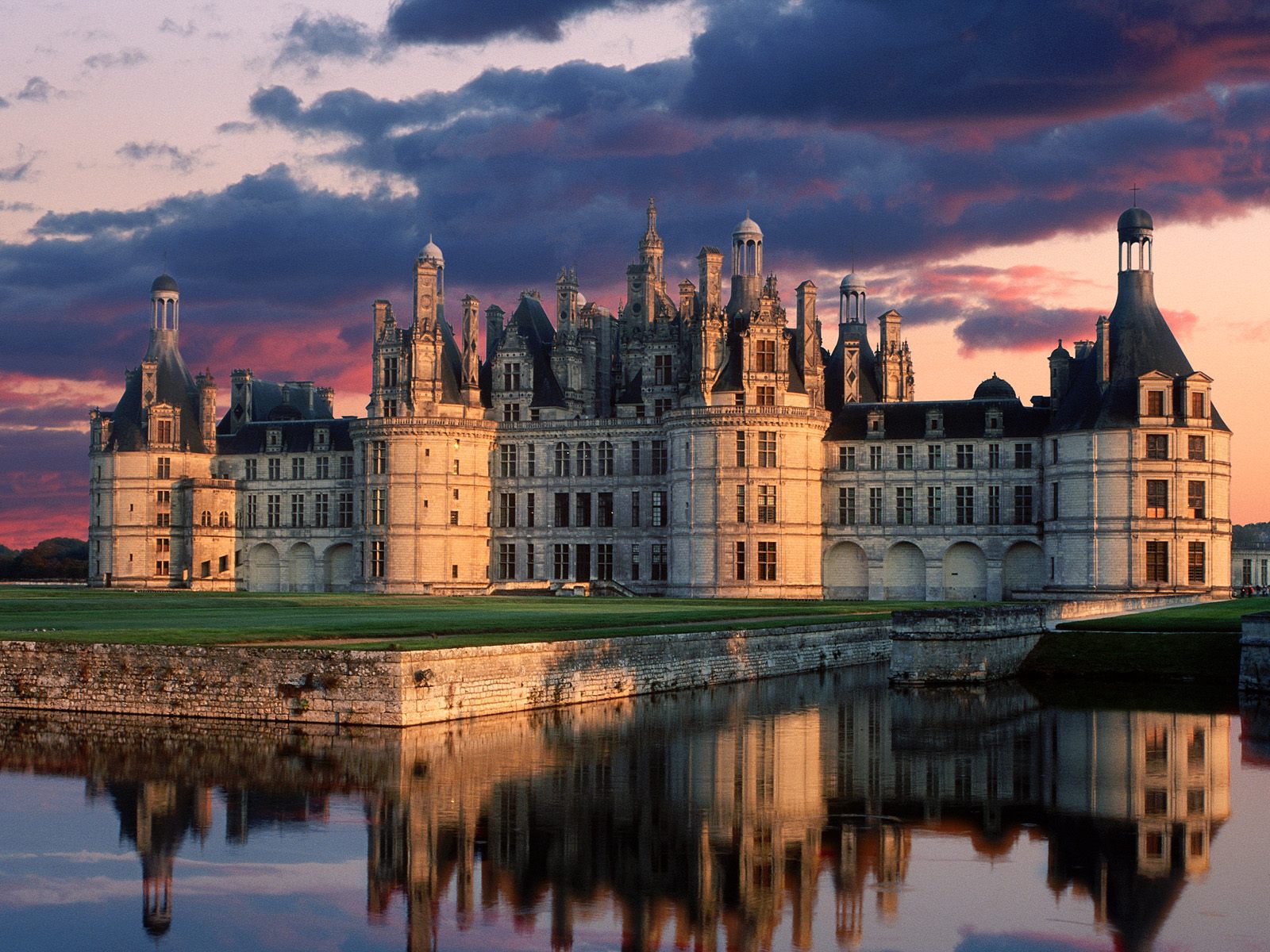 Chateau de Chambord 1600 x 1200