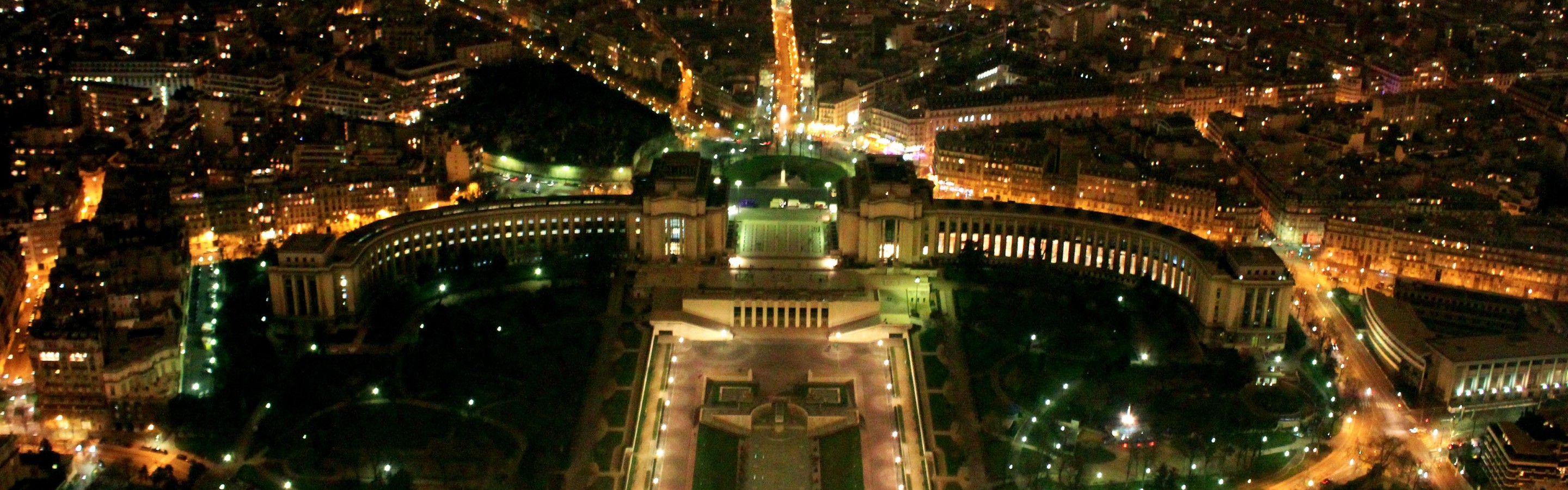 Paris night view 2880x900