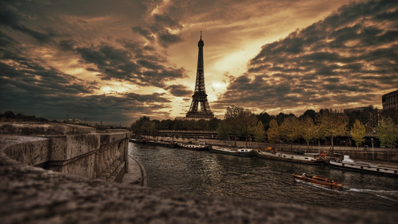 Seine Rivere 1366x768