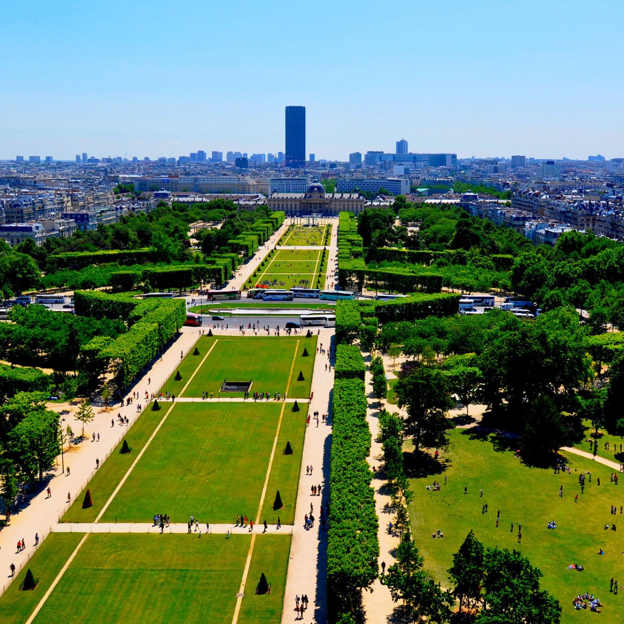 The Champ de Mars Park 1280x1280