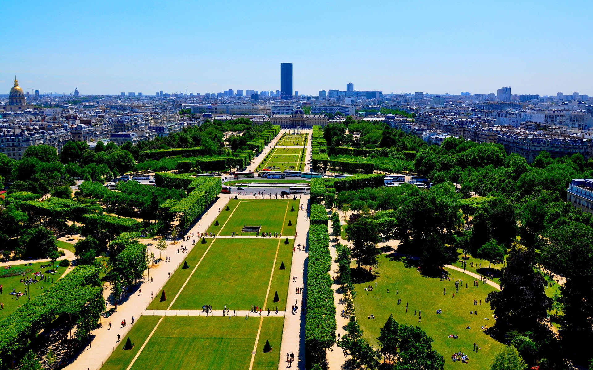 The Champ de Mars Park 1920x1200