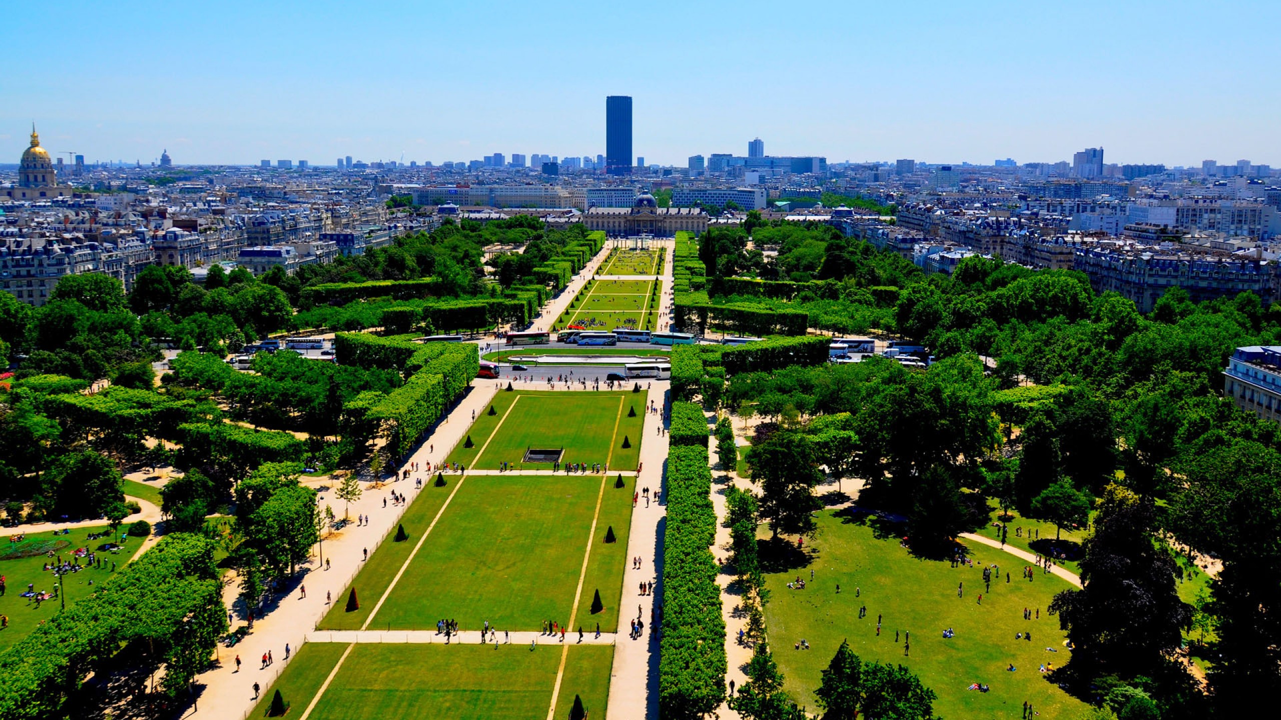 The Champ de Mars Park 2560x1440