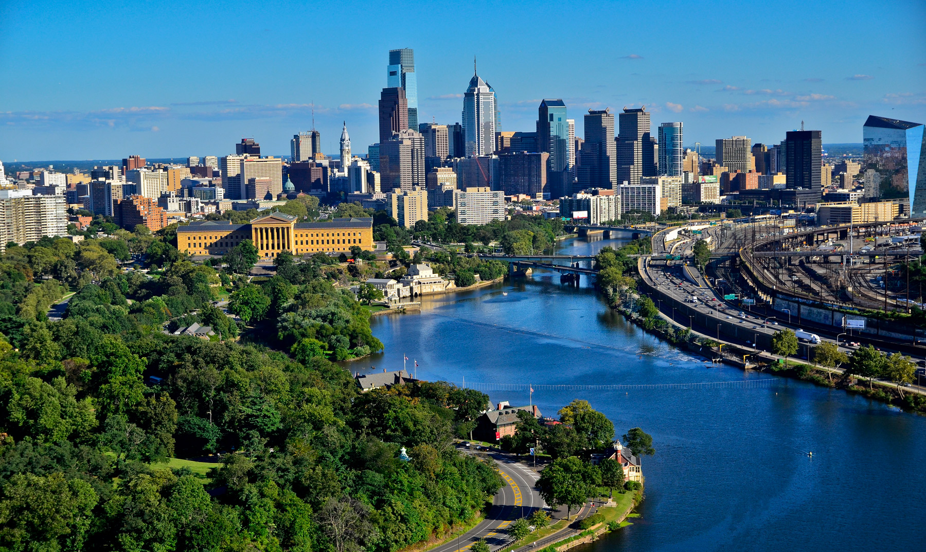 philadelphia-skyline-background-image2-1800vp