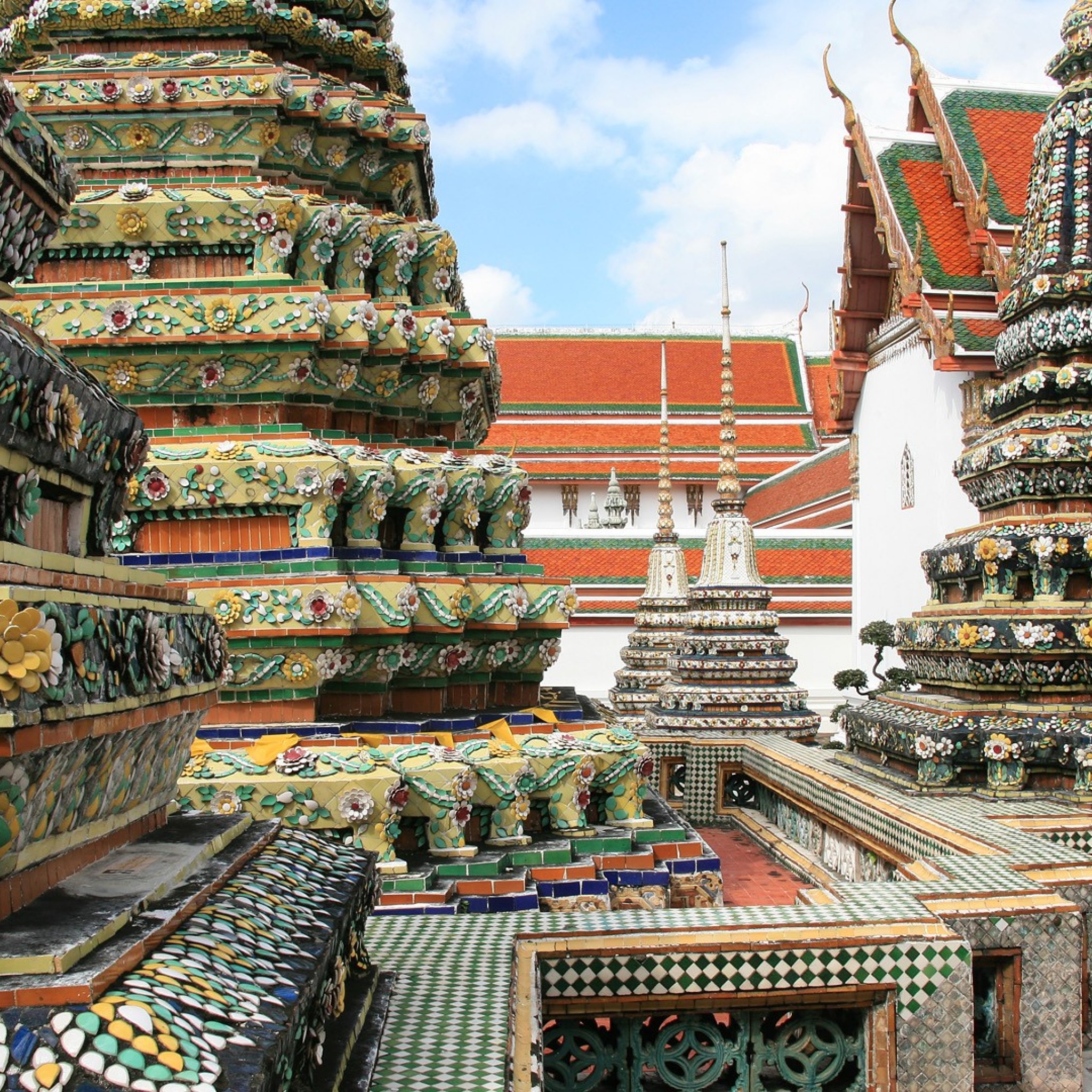 bangkok temple 2048x2048