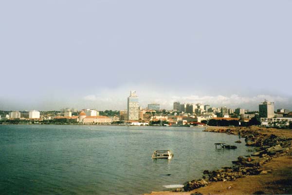 Angola-Luanda-MKazuto 600 x 400