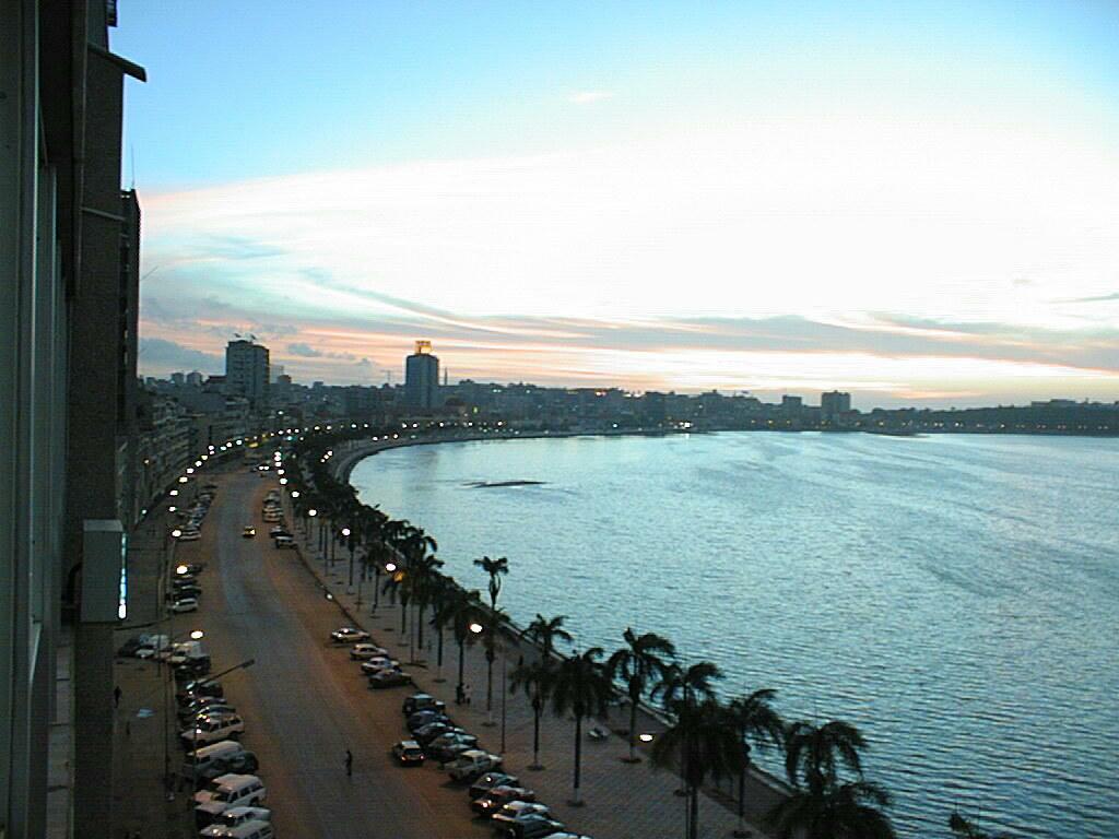 Angola-Luanda 1024 x 768