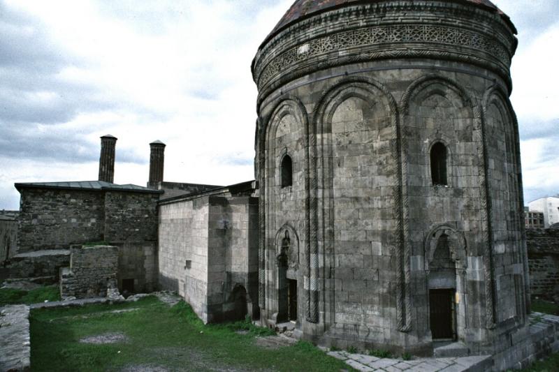 erzurum historical 800 x 533