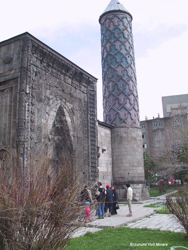 erzurum yivli minare 800 x 1067