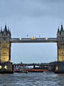 London bridge 360x480