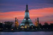 wat arun 2000 x 1333